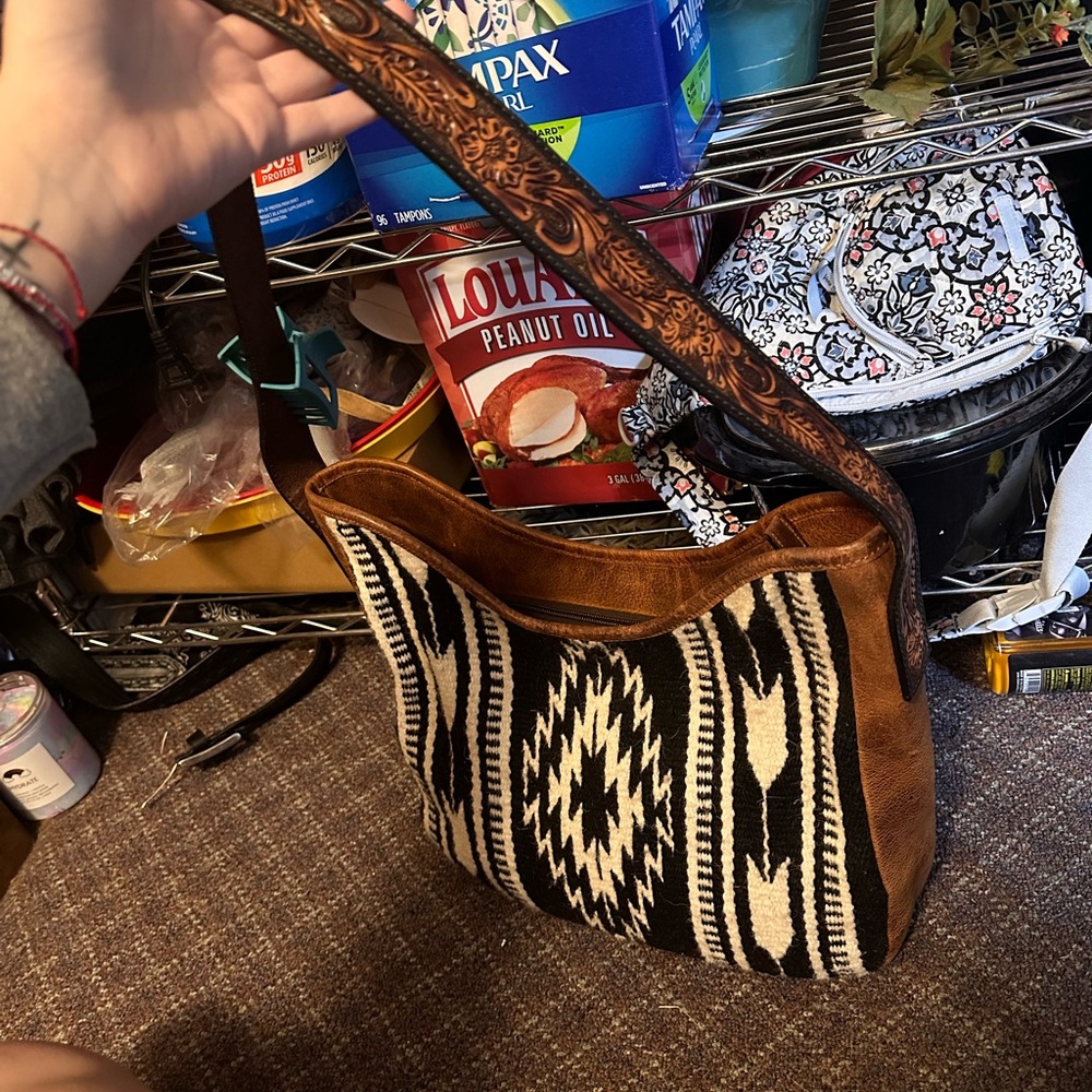 myra bag - Picture 3 of 4